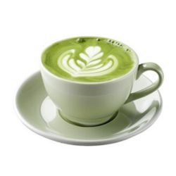 matcha latte in cup